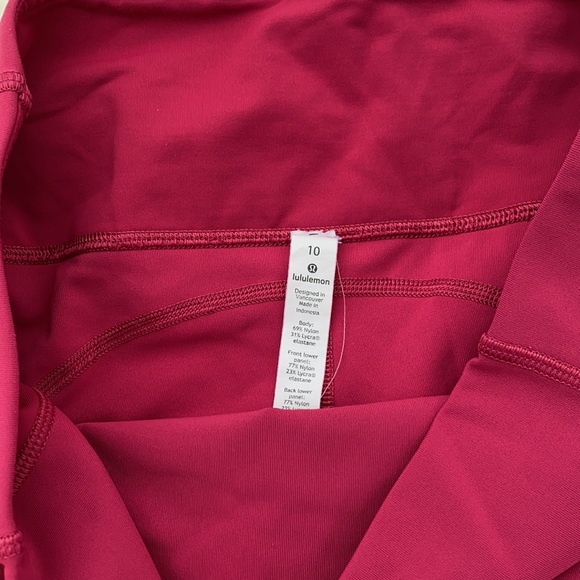 Lululemon pink leggings with pockets - Picture 4 of 5